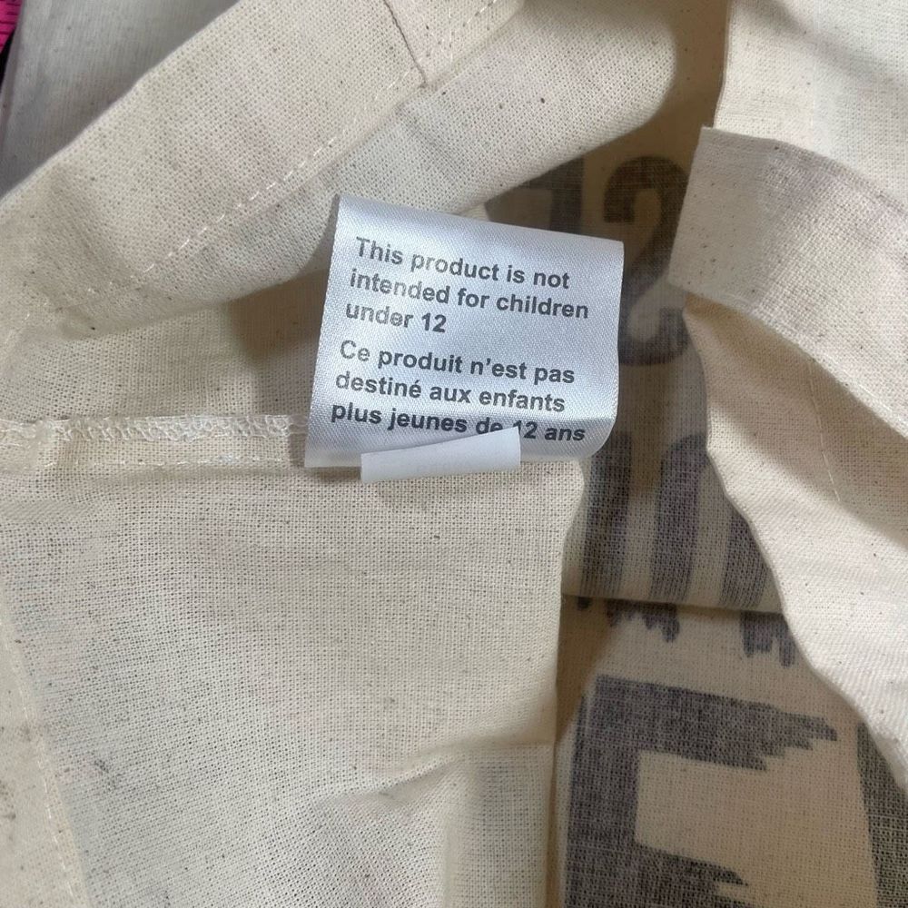 Brand New Mean Girls the Musical hat, and tote set - Picture 8 of 9